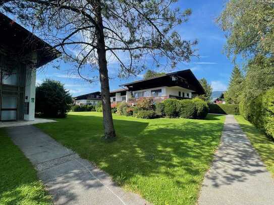 Rottach-Egern ruhige See-nahe Lage - 3-Zimmer-Terrassenwohnung in Top-Anlage mit Schwimmbad