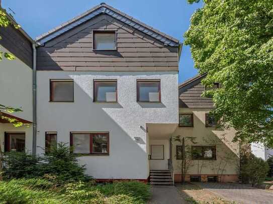 Familienfreundliches Reihenmittelhaus mit Keller und Garage in Havelnähe