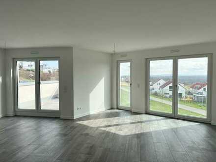 Erstbezug- Luxuriöse 3,5-Raum-Design-Wohnung mit Fernblick, Balkon und Einbauküche in Ulm Weststadt