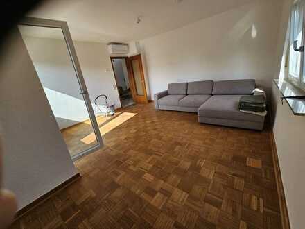 890 € Kaltmiete - 96 m² - 3.0 Zi.

Wärmepumpe und Fußbodenheizung