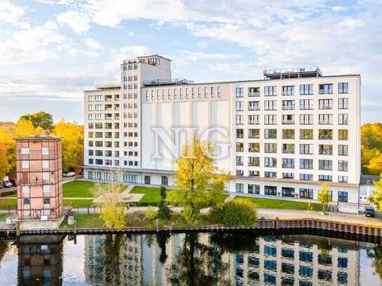 Lichtdurchflutetes Loft mit Wasserblick auf der Insel Eiswerder