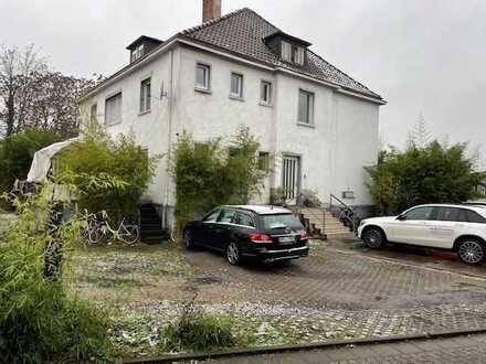 ***Mehrfamilienhaus mit 4 Wohneinheiten***HU Innenstadt