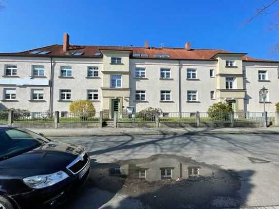 Sehr schöne gepflegte 3-Raumwohnung, Bad mit Fenster u. Wanne, Keller, Loggia