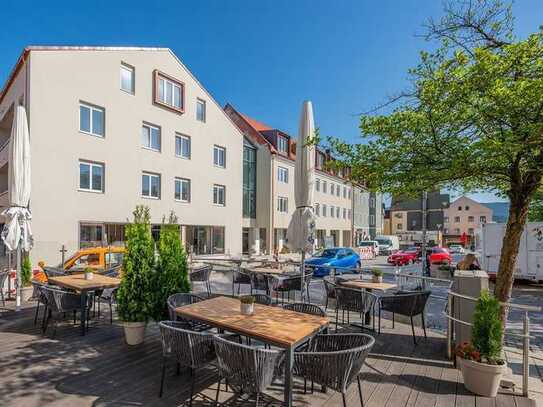 -- Bezug Herbst 2024 -- 2-Zimmer-Wohnung im Dachgeschoss in Viechtach zum Kauf!