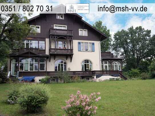 Sonnige 3-Zimmer-Maisonette-Wohnung mit Einbauküche & Balkon im 2.Obergeschoss/Dachgeschoss