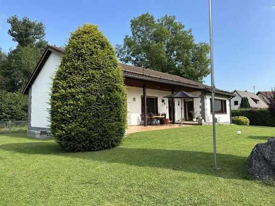 Großzügiges Haus auf idyllischem Traumgrundstück