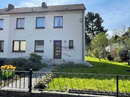 Gepflegtes Ein- bis Zweifamilienhaus mit großem, ruhigem Garten und Platz für die ganze