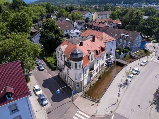 Historische Mehrfamilienvilla in Baden-Oos + Baugrundstück