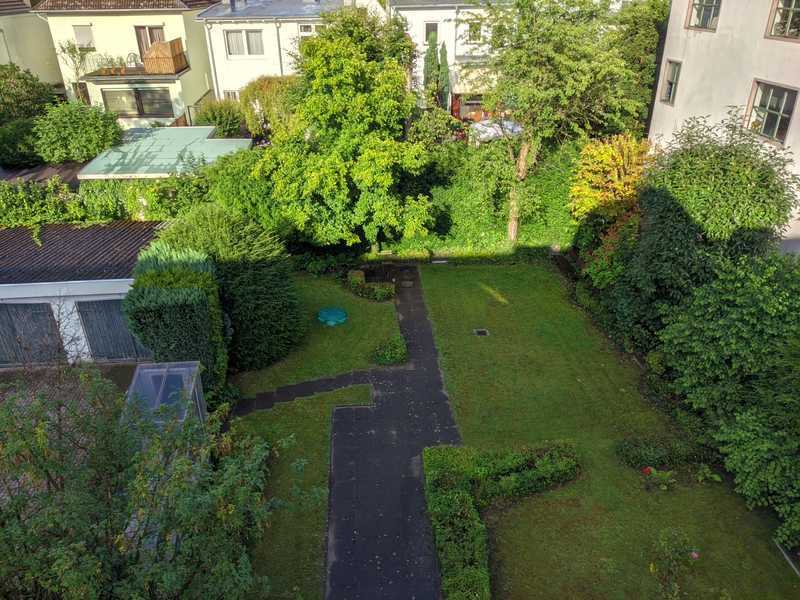 FREI nah´ zum Eilbektal + Wandsbeker Markt 3 gleichwertige Zimmer + Balkon vor der Küche - Endetage