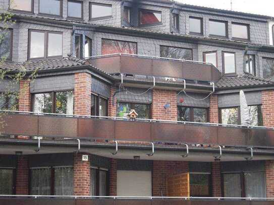 Geräumige und gepflegte 2-Raum-Maisonette-Wohnung mit EBK und Balkon in Hamm