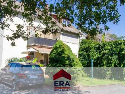 Gepflegtes Mehrfamilienhaus mit großzügigem Erbpachtgrundstück in Mannheim - zu verkaufen !!