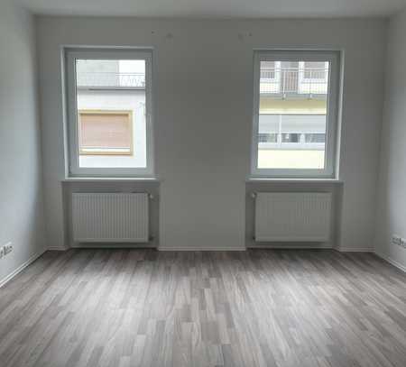 NEUWERTIGE 3 ZKB-BALKON-WOHNUNG IN BESTER INNENSTADTLAGE!