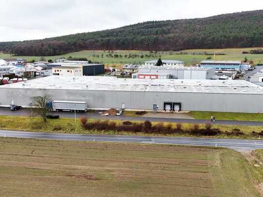 DIETZ: 3130 m² große Lager- und Produktionshalle - 14 Rolltore auf 9000 m² Grundstück - Erweiterbar