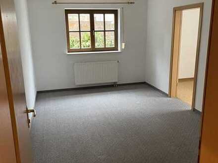 1,5-Zimmer-Erdgeschosswohnung mit Einbauküche in Schwanfeld