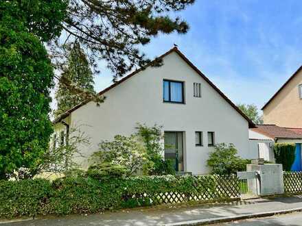 Freistehendes EFH mit Garage und 650 qm Grund in ruhiger Wohnsiedlung von Fürth