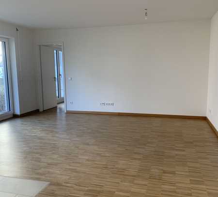 Moderne 2-Zimmer Wohnung im EG mit Terrasse