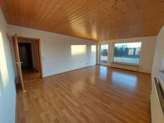 4-Zimmer-Wohnung mit Terrasse in Marbach