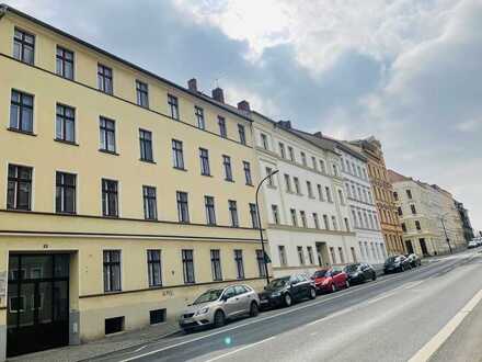 Für SIE frisch hergerichtet: Großzügige 4,5-Raumwohnung auf über 100 m², zentral & im Erdgeschoss!