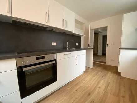 Hochwertig sanierter Altbau - Edle 3-Zimmer-Wohnung - direkt am Schlossplatz in Coburg