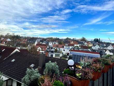 Traumblick inklusive! 3-Zi-Dachgeschoss-Wohnung mit Balkon
