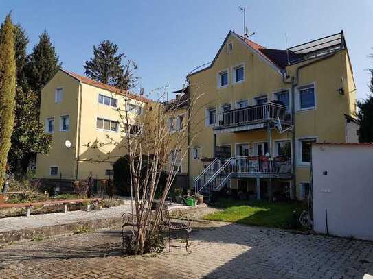 Vermietetes 8-Familienhaus mit großem Garten in Sulzbach