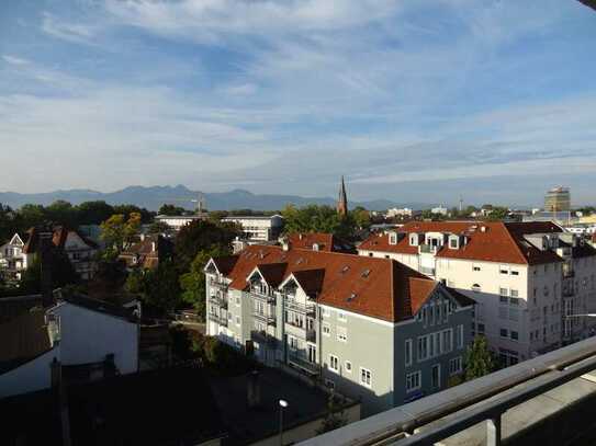 Sonnige 2-Zi-Wohnung im 6. OG mit Bergblick und großer Süd-Terrasse - provisionsfrei