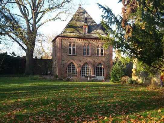 Archivgebäude im Schlosspark Assenheim