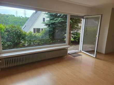 Gepflegte 2,5-Zimmer-Wohnung mit Terrasse in Siegen