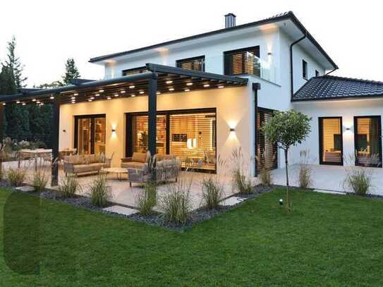 Komplett perfekt! Möbliertes Architektenhaus in begehrter Lage mit Gäste- oder Au-pair Bereich!