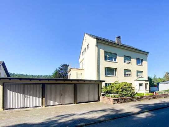 Wohnen mit Weitblick! - Großzügige Dachgeschosswohnung mit eigener Garage in Arnsberg.