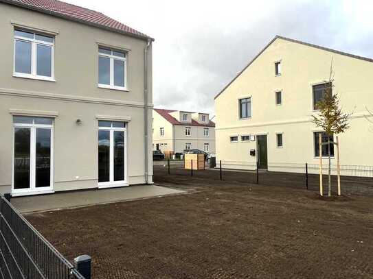 Nähe Spandau: Wohnen für 12,95 €/m² mit Garten und Stellplatz