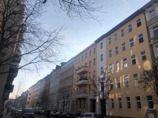 Stargarder nah: Reines Wohnhaus! Dachausbau Genehmigung!!