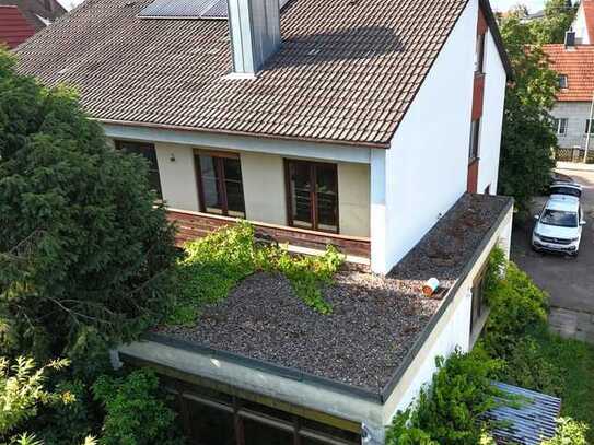 Freistehendes Architektenhaus I 7 Zimmer I voll unterkellert I Büro