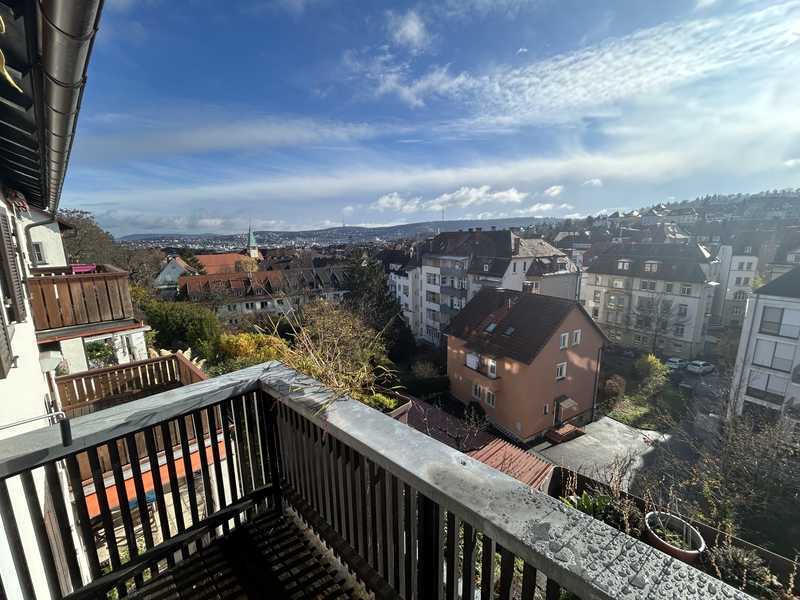 Ambiente in Aussichtslage - Kernsanierte 2-Zimmer Wohnung im Stuttgarter Westen