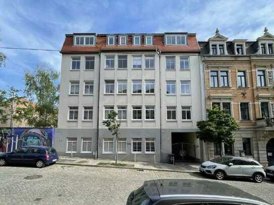 Vermietete Zweizimmerwohnung mit Balkon in Dresden Neustadt zum Kauf