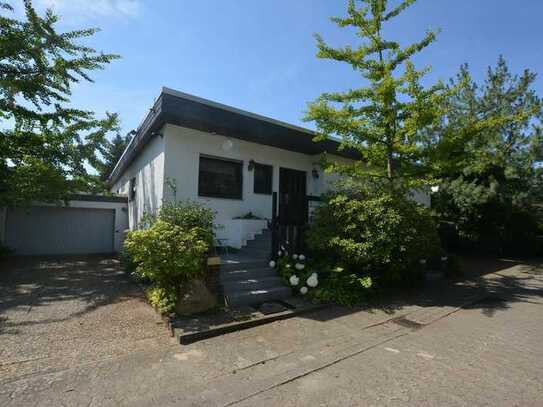 Bungalow mit Garage und Wasserschaden im Vollkeller im Heideviertel