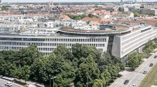 Büroflächen im unübersehbaren Citylandmark - provisionsfrei