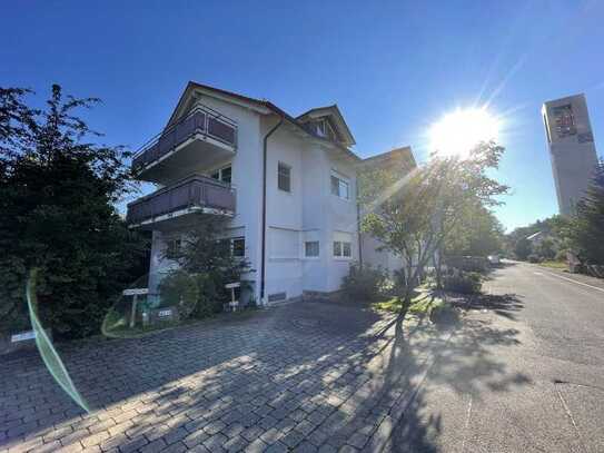 Erstbezug nach Sanierung mit Einbauküche und Balkon: attraktive 1-Zimmer-Wohnung in Deggingen