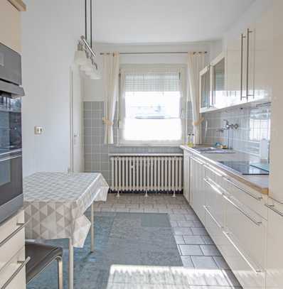 65 m² auf 3 Zimmer verteilt - mit Balkon und Einbauküche
