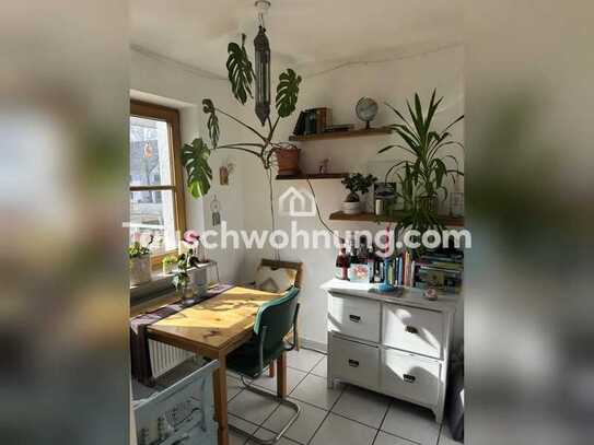 Tauschwohnung: 3 Zi.-Whg mit Balkon und Gartennutzung
