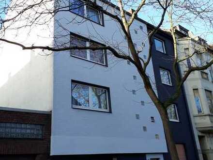 Schöne EG Wohnung in ruhigem Mehrfamilienhaus im Herzen von Ruhrort!