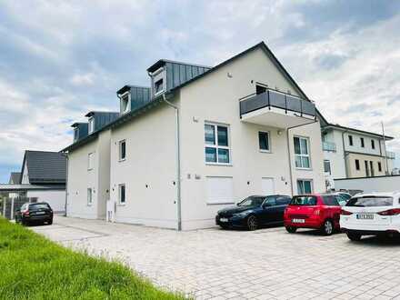 +++ NEU am Markt in Nordendorf: 3-ZKB-Wohnung im Dachgeschoss mit Balkon zur Miete ab 01.10.2023 +++