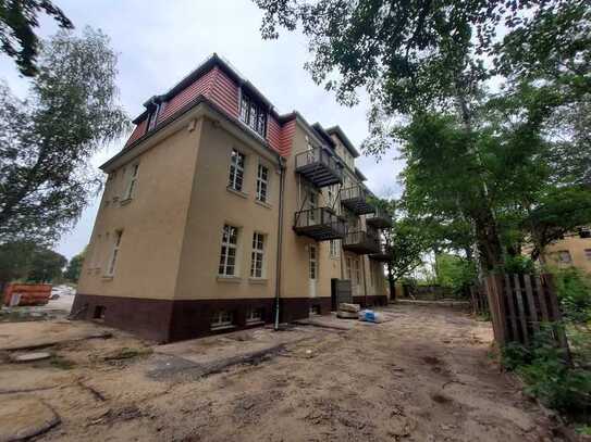 Wohnen im Denkmal - Ihr neues Zuhause im Grünen mit Terrasse