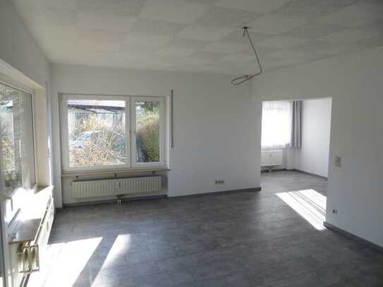 Großzügige 3,5 Zimmer Wohnung *Herrenberg Kuppingen* ruhig und Garten, 98 m²