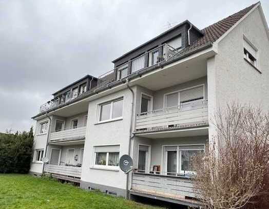 Erstbezug nach Sanierung mit Balkon: schöne 4-Zimmer-Wohnung in Köln