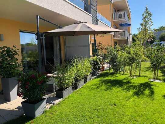 Tolle 2-Raum-Terrassenwohnung mit sehr schönem Garten und Einbauküche in Vaterstetten