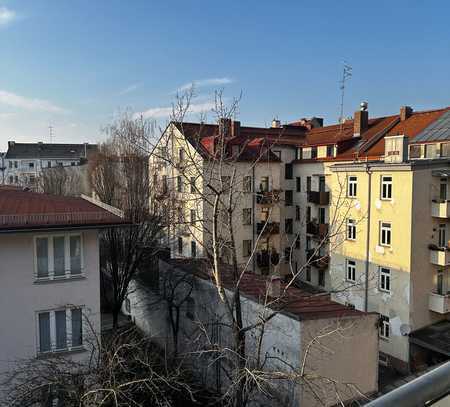 1 Zimmer-Appartement mit Balkon, Nähe Kolombusplatz