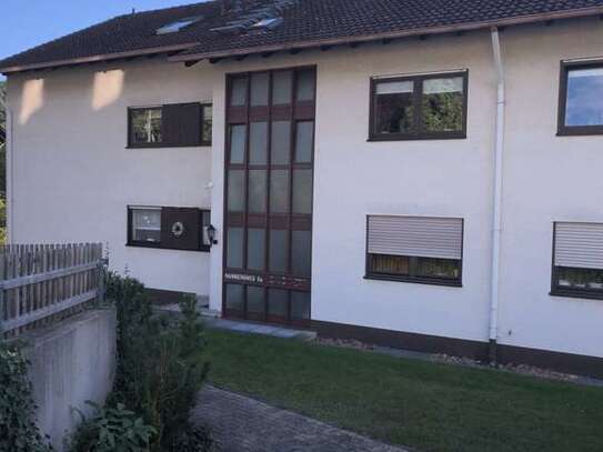 3-Zimmer-Wohnung mit Dachterrasse und Einbauküche in Röllfeld