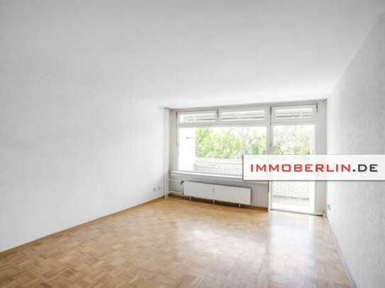 IMMOBERLIN - Attraktive Wohnung mit Südwestloggia & Pkw-Stellplatz beim Grunewald & Olympiastadion