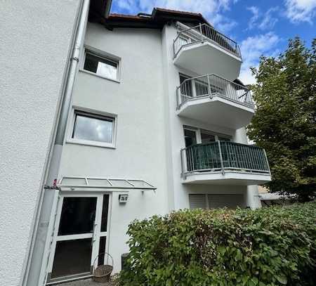 OFFENBACH: Großzügige sanierte Maisonette-Wohnung in ruhige Lage!